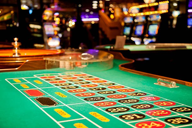 juragan jp app interface showing live roulette table and betting layout